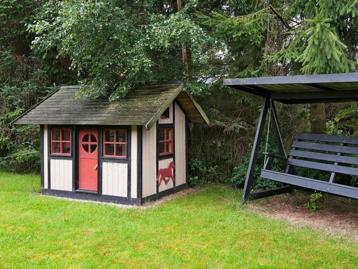 6 Person Holiday Home In F Rvang Fårvang Eksteriør billede